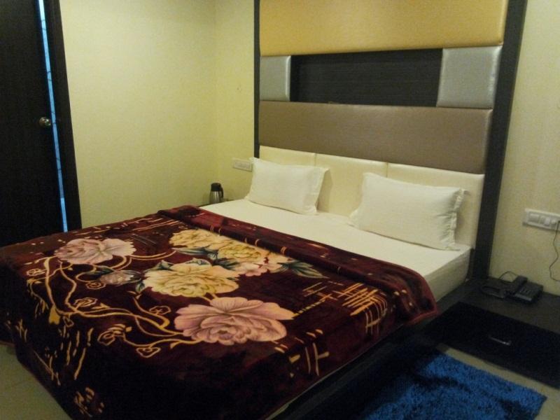 Tip Top Plaza Hotel Jaipur Bagian luar foto